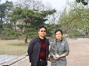 李飞院长在韩国与美女种植专家合影