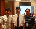 李飞院长在国际种植会上与种植专家林野教授周磊教授合影留念